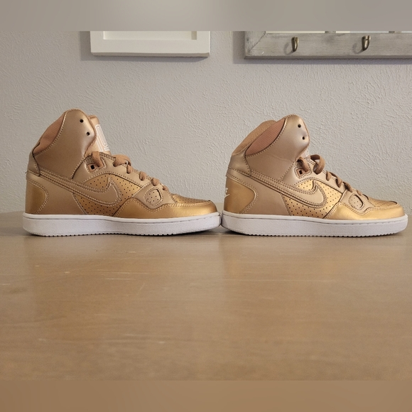 Nike Womens Son of Force Mid 'Metallic Red Bronze' Size 6.5 - Picture 6 of 10